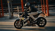 Moto - News: BMW S 1000 R 2021: l'hyper-naked torna rivoluzionata!