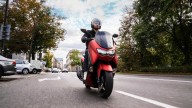 Moto - News: Yamaha NMax 125, scooter urbano connesso e sportivo