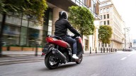 Moto - News: Yamaha NMax 125, scooter urbano connesso e sportivo