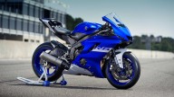 Moto - News: Yamaha R6 Race, la supersport solo per le pieghe in pista