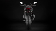 Moto - News: Ducati Monster 2021: addio traliccio! 18 kg in meno e 111 cv - foto e caratteristiche