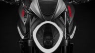 Moto - News: Ducati Monster 2021: addio traliccio! 18 kg in meno e 111 cv - foto e caratteristiche