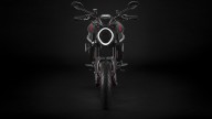 Moto - News: Ducati Monster 2021: addio traliccio! 18 kg in meno e 111 cv - foto e caratteristiche