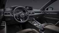 Auto - News: Mazda CX-5 2021: il SUV giapponese si fa più sportivo e più "pulito"