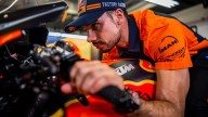 MotoGP: Prime foto per Binder e Oliveira da compagni nel team ufficiale KTM