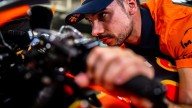 MotoGP: Prime foto per Binder e Oliveira da compagni nel team ufficiale KTM