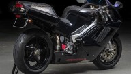 Moto - News: Honda NR750: trent'anni dopo si veste di nero ed è ancora magnifica