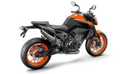 Moto - News: KTM 890 Duke 2021, "il bisturi" è ancora più affilato