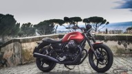 Moto - Test: Prova Moto Guzzi V7 my 2021, foto, caratteristiche, pregi e difetti