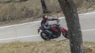 Moto - Test: Prova video Ducati Monster 2021: come va il mostro senza il telaio a traliccio