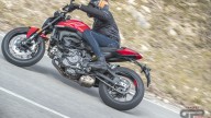 Moto - Test: Prova video Ducati Monster 2021: come va il mostro senza il telaio a traliccio