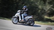 Moto - Test: Video prova nuovo Piaggio Beverly 300 e 400 HPE 2021: carisma e versatilità