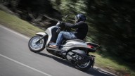 Moto - Test: Video prova nuovo Piaggio Beverly 300 e 400 HPE 2021: carisma e versatilità