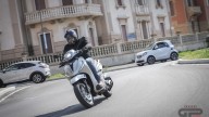 Moto - Test: Video prova nuovo Piaggio Beverly 300 e 400 HPE 2021: carisma e versatilità