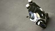 Moto - Scooter: Suzuki Burgman 400 MY22: lo scooter giapponese, insieme al progetto ARThletes