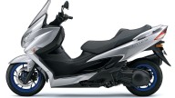 Moto - Scooter: Suzuki Burgman 400 MY22: lo scooter giapponese, insieme al progetto ARThletes