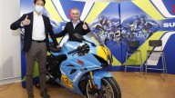 Moto - News: Suzuki Italia consegna a Lucchinelli ed Uncini la GSX-R1000R Legend Edition