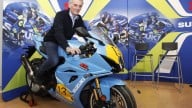 Moto - News: Suzuki Italia delivers to Lucchinelli and Uncini the GSX-R1000R Legend Edition