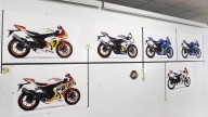 Moto - News: Suzuki Italia delivers to Lucchinelli and Uncini the GSX-R1000R Legend Edition