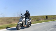 Moto - Test: Nuovi Piaggio Beverly 300 HPE e 400 HPE 2021 - TEST