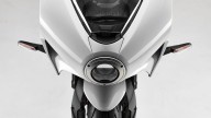 Moto - News: MV Agusta Superveloce 800 MY 2021: due allestimenti per la sportiva neo classica