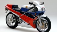 Moto - News: NON ENTRRE !!! Honda VFR750R: arrivano i ricambi originali con il programma RC30 Forever