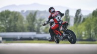 Moto - News: NON ENTRARE !!! Ducati Hypermotard 950: nuova nel motore e versione SP con nuova livrea