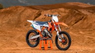 Moto - News: KTM SX 2022: la nuova gamma motocross Ready to Race