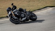 Moto - Test: NON ENTRARE !!! Verso la prova: Triumph Speed Triple 1200 RS, la naked inglese punta alla vetta 