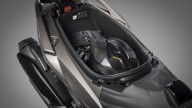 Moto - Scooter: Kymco AK 550 ETS MY2021: lo scooter top di gamma... è ancora più top