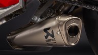 Moto - News: Ducati Panigale V4 2021: più racing con gli accessori Performance