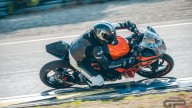 Moto - Test: KTM RC390 2022, piccole superbike crescono