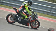 Moto - Test: Prova video Aprilia Tuono V4 Factory 2021: CAMPIONESSA DEI PESI MASSIMI