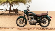 Moto - News: Royal Enfield Classic 350, la bobber che fa un ritorno al futuro