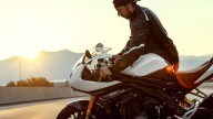 Moto - News: Triumph Speed Triple 1200 RR: la roadster con il vestito racing