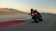 Moto - News: Triumph Speed Triple 1200 RR: la roadster con il vestito racing