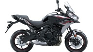 Moto - News: Eicma 2021 - Kawasaki Versys 650 2022: facelift, TFT e KTRC 