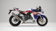 Moto - News: Eicma 2021: Honda CBR1000RR-R Fireblade SP Anniversary, che spettacolo!