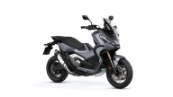 Moto - Scooter: Eicma 2021 - Honda X-ADV 2022: tre nuove colorazioni per il "SUV scooter"