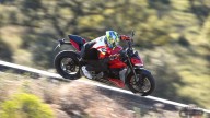 Moto - Test: Ducati Streetfighter V2, alla guida del piccolo Joker