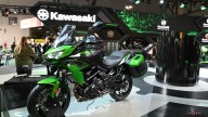 Moto - News: Eicma 2021, LIVE: Kawasaki Versys 650 2022: facelift, TFT e KTRC 