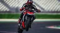 Moto - News: Verso la prova Ducati Streetfighter V2: estrema, ma più umana della V4