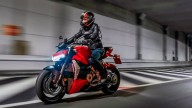 Moto - News: Ducati Streetfighter V2: non ha le ali, ma tanta sostanza!