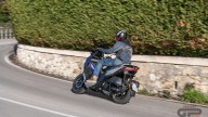 Moto - Test: Aprilia SR GT 125 e 200, compie 30 anni e cambia tutto