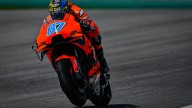 MotoGP: Fernandez: "Devo concentrarmi su me stesso". Gardner: "Male al polso"