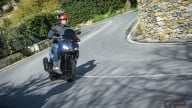 Moto - Test: Aprilia SR GT 125 e 200, compie 30 anni e cambia tutto