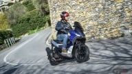 Moto - Test: Aprilia SR GT 125 e 200, compie 30 anni e cambia tutto