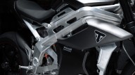 Moto - News: Triumph TE-1: le prime immagini e i dettagli dell'elettrica inglese