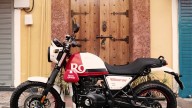 Moto - News: Royal Enfield Scram 411: l'Himalayan si spoglia e diventa scrambler