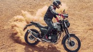 Moto - News: Royal Enfield Scram 411: l'Himalayan si spoglia e diventa scrambler